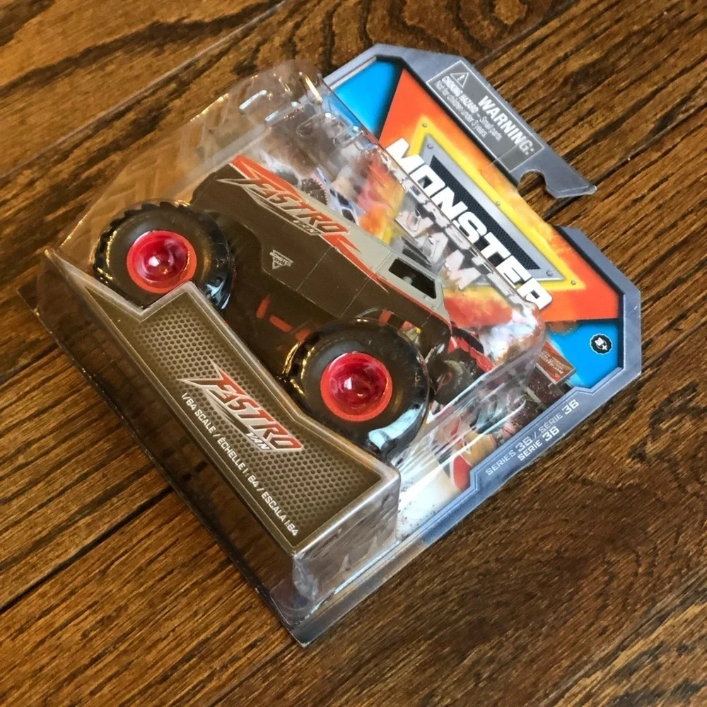 Monster Jam Monster Trucks: Fastro Van - Series 36 - 1:64 Scale - NEW!